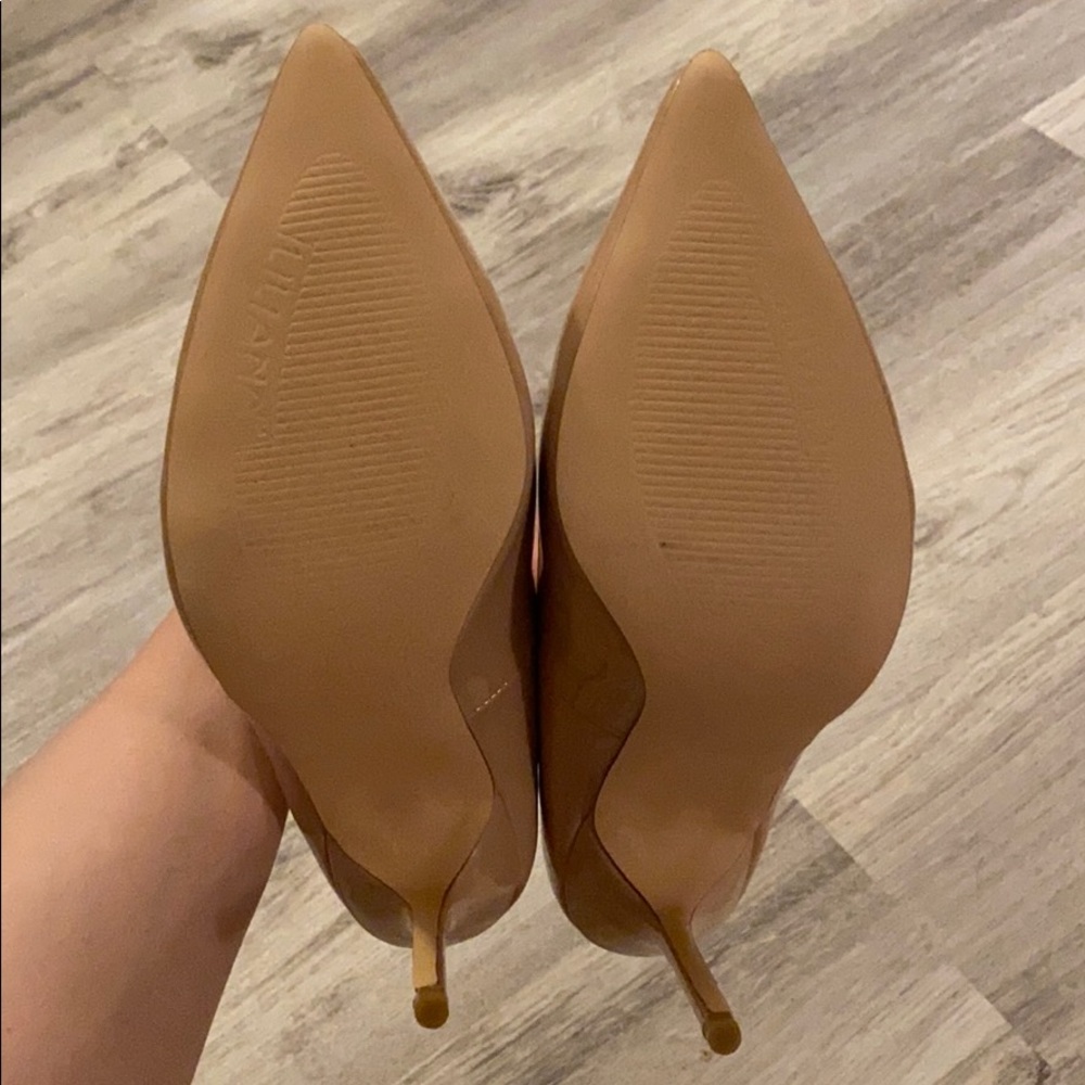 Heels - Picture 5 of 5